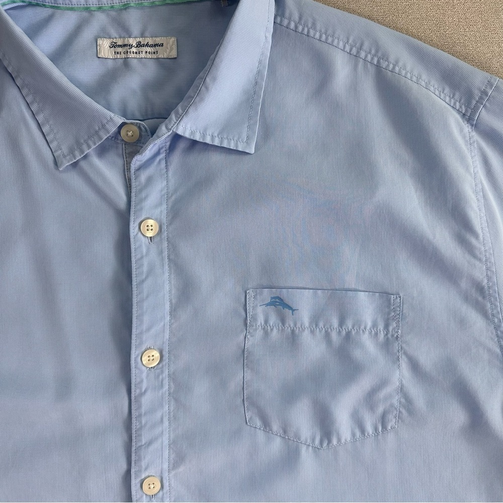 Tommy Bahama Coconut Point Island Zone Button Down Shirt. Blue. 3XLB. Minor Flaw - Picture 3 of 10